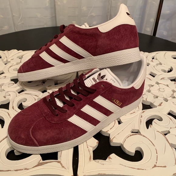 ADIDAS Gazelle Sneakers - Burgundy - Size M7.5 W9